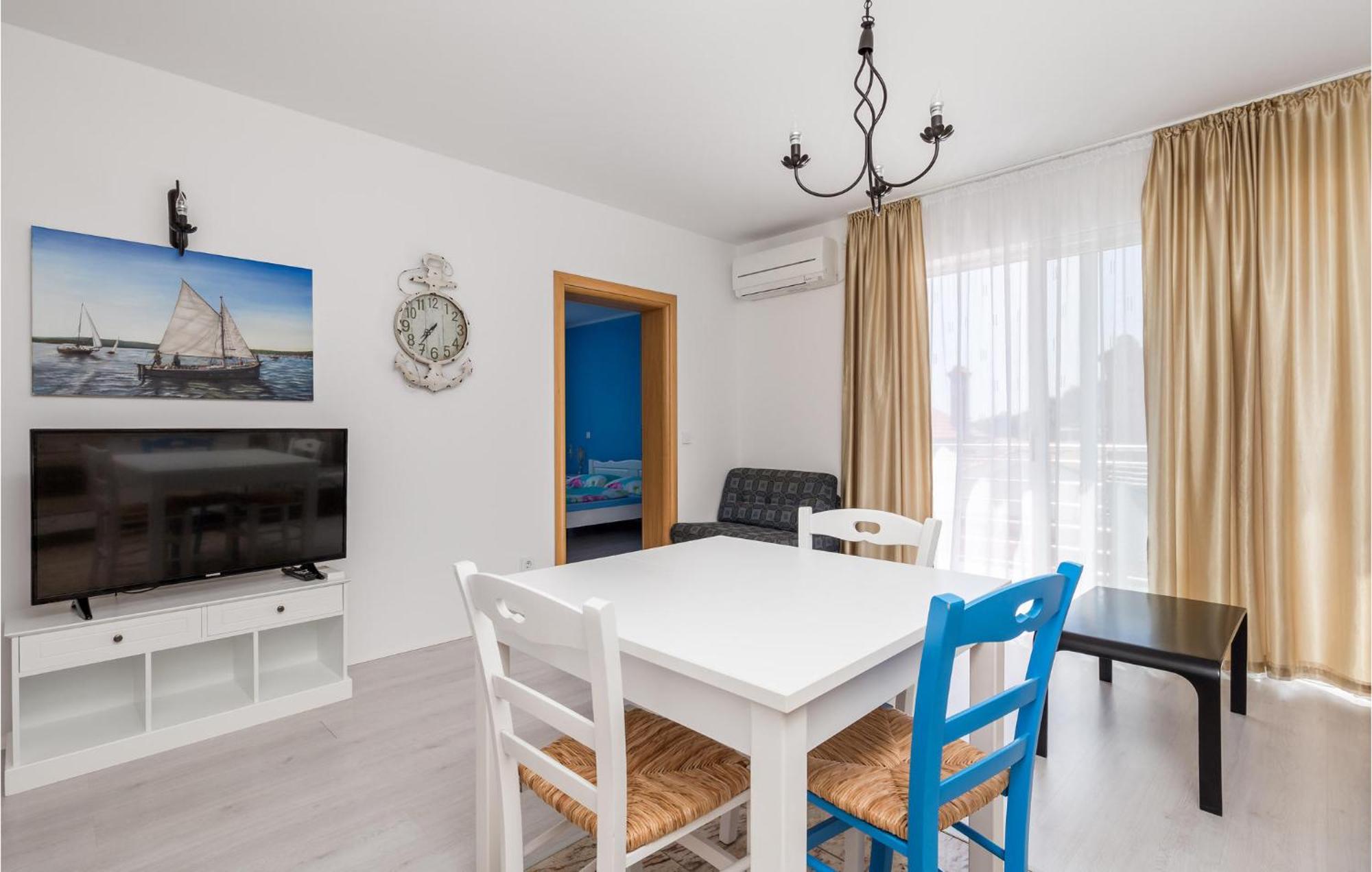 1 Bedroom Gorgeous Apartment In Mošćenička Draga 외부 사진