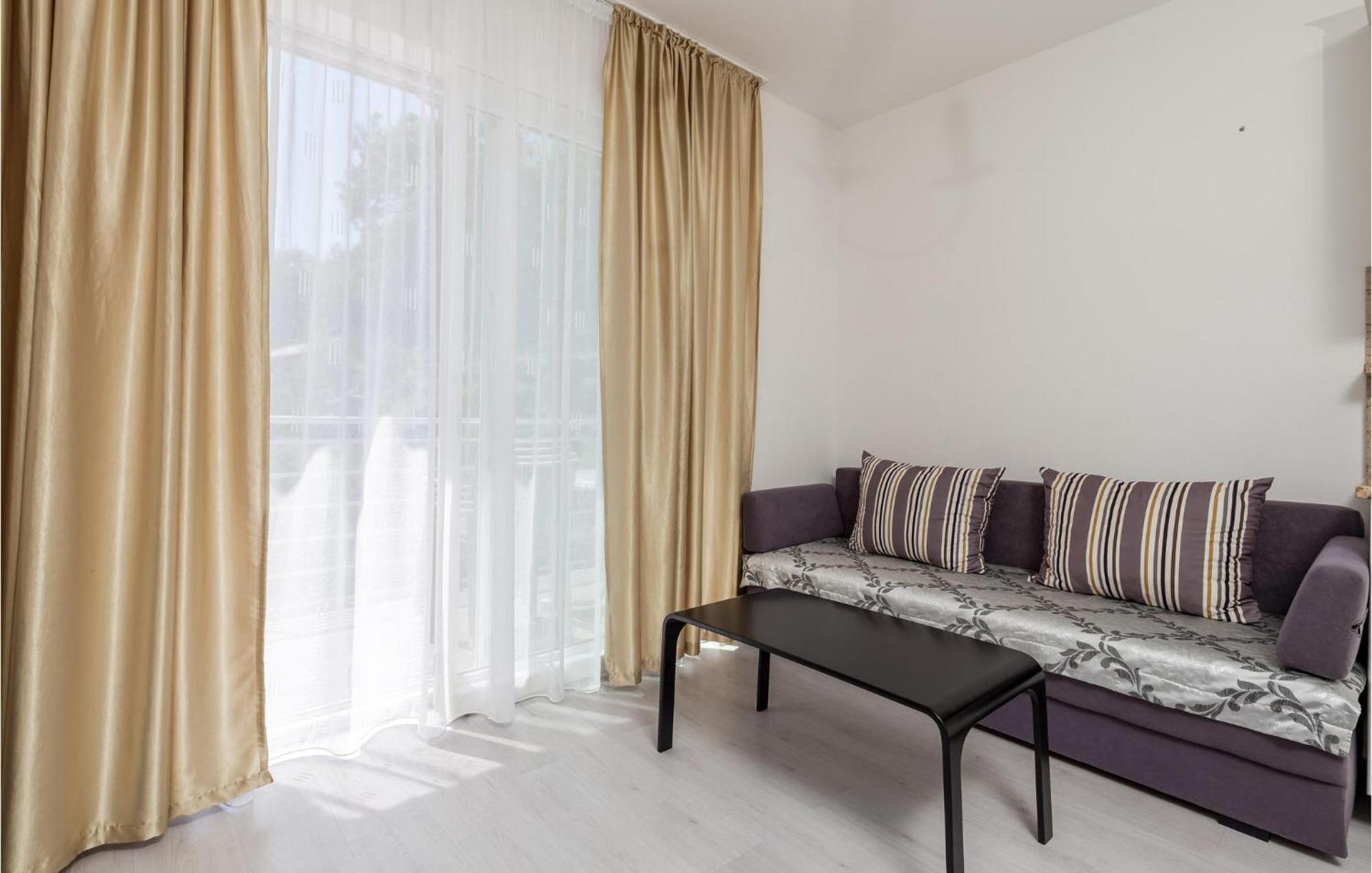 1 Bedroom Gorgeous Apartment In Mošćenička Draga 외부 사진